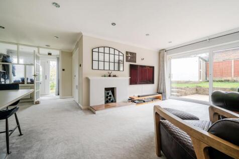 Sitting / Dining Room