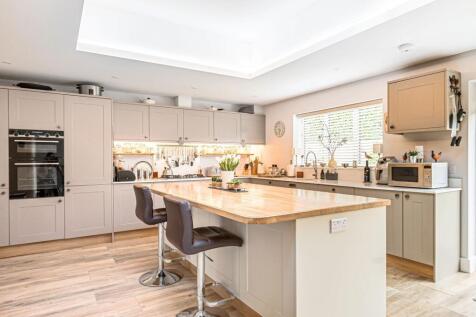Kitchen / Dining / Family Room