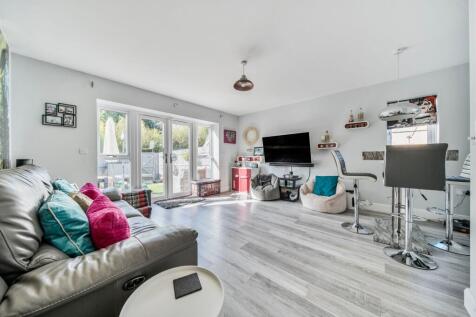 Sitting / Dining Room
