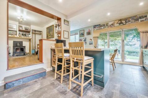 Kitchen / Breakfast Room