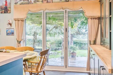 Kitchen / Breakfast Room