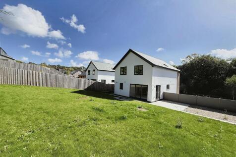 Plot 2 Rear.jpg