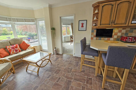 BREAKFAST AREA 4