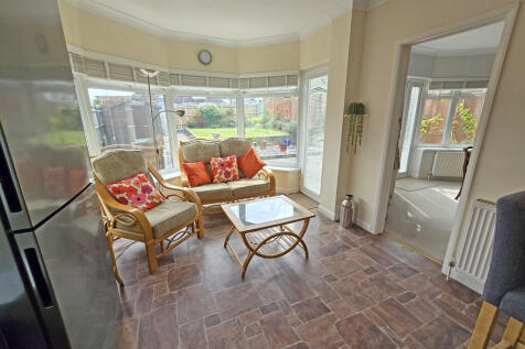 BREAKFAST AREA 2
