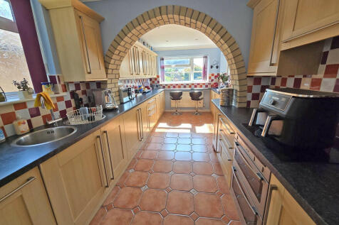 Kitchen 3