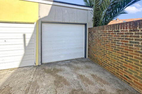 Garage (4)