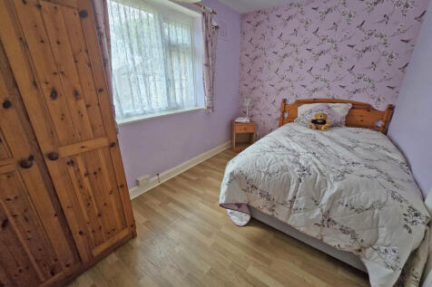 Room (1)