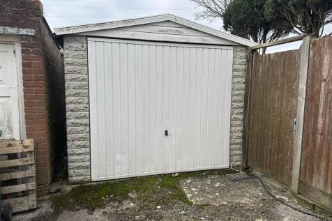 Garage (1)