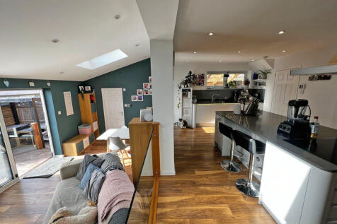 Kitchen (2)