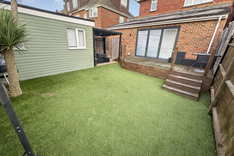 Garden (2)