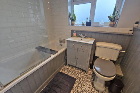 Bathroom (1)