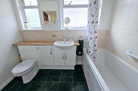 Bathtoom (1)
