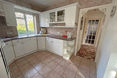 Kitchen (2)