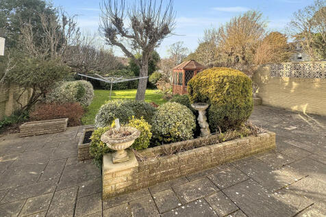 Bsky Garden (1)