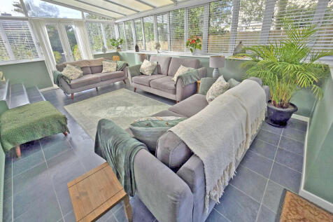Conservatory Room...