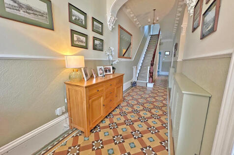HALLWAY 2
