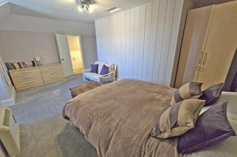 TOP ROOM