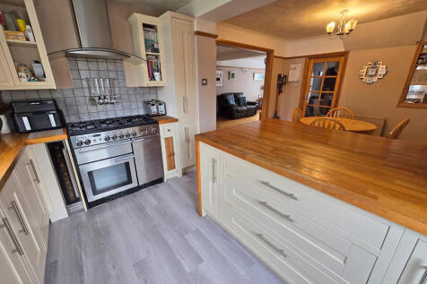 Kitchen (1)