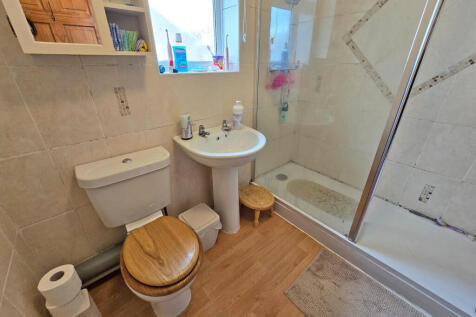 Bathroom (6)
