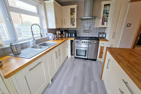 Kitchen (2)
