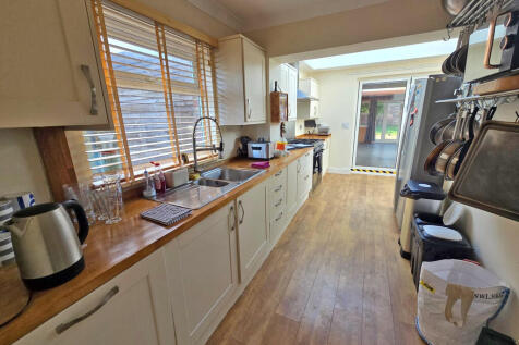Kitchen (3)