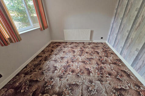 Third bedroom (3)