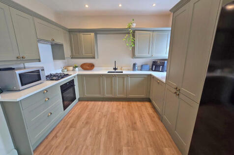 Kitchen (1)