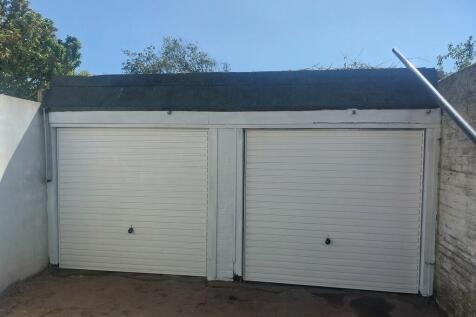 Garage (1)