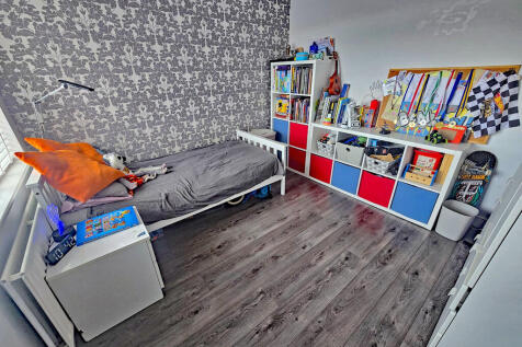 Second Bedroom (2...