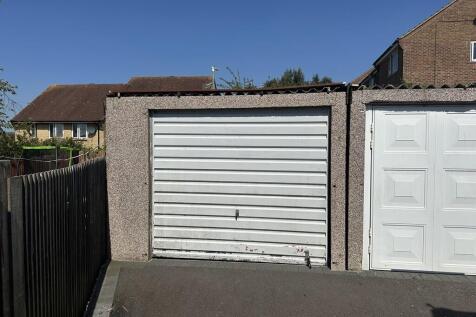 Garage (2)