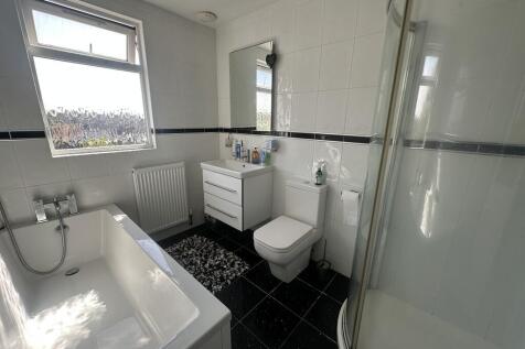 En Suite  (4)