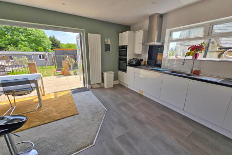 Kitchen (1)