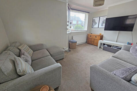 LOUNGE 2