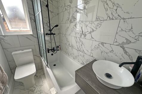 Bathroom (6)