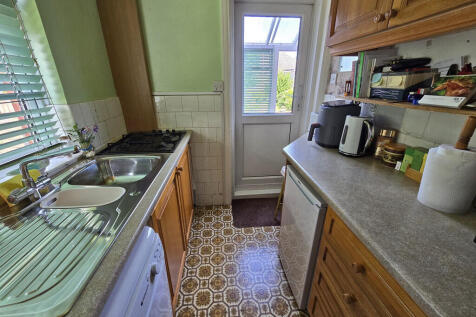 Kitchen (2)