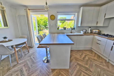 kitchen holm