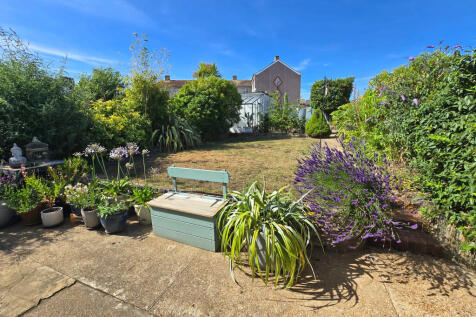 Garden (5)