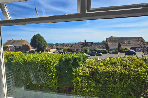 View (4)