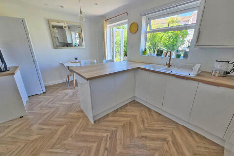 Kitchen (3)