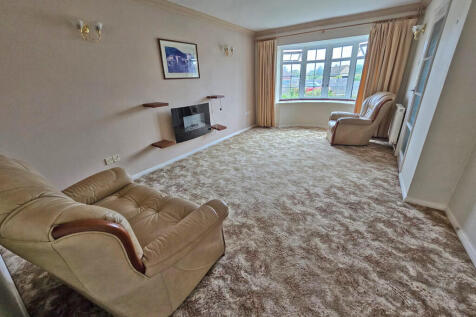 Living room (2)