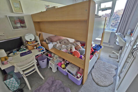 Second bedroom (1...