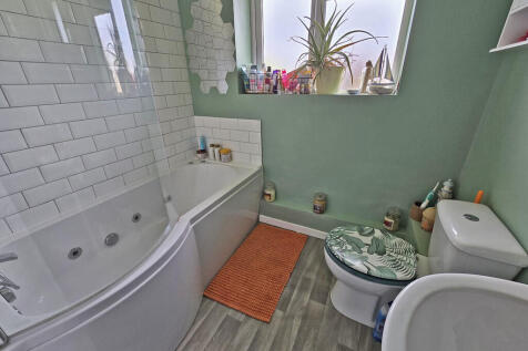 Bathroom (3)