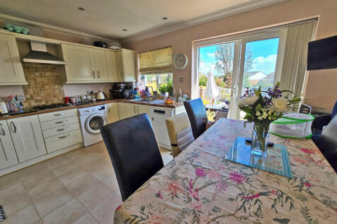 Kitchen - Diner (...