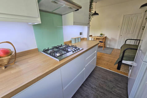 Kitchen (1)