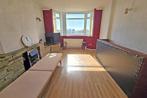 Lounge 1