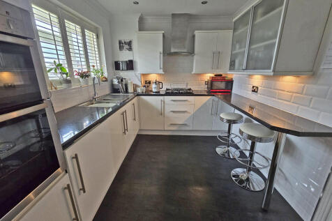 Kitchen (1)