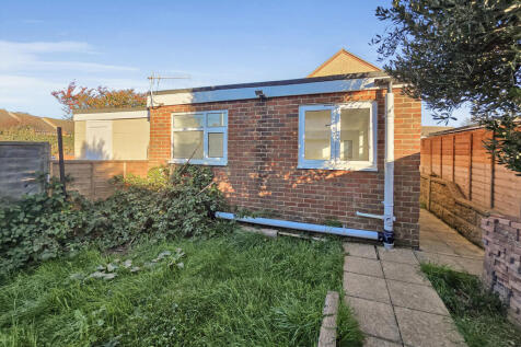 GARDEN STUDIO EXT...