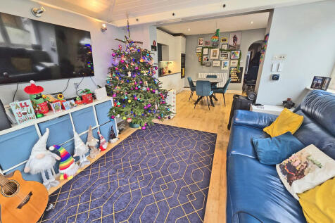 LOUNGE DINING ARE...