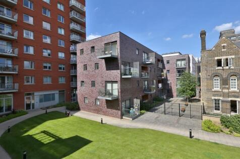 Culverin Court (Main