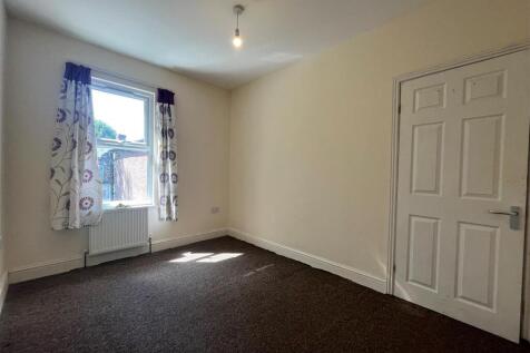 Bedroom 2.jpg